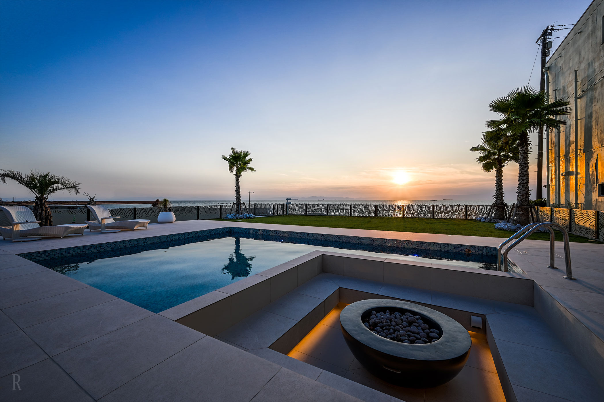 CORAL RESORT VILLA chita